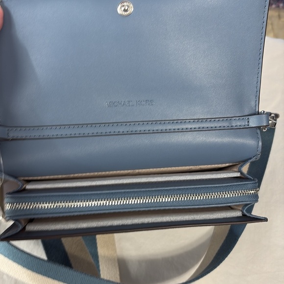 Michael Kors Jet Set Item Large Zip Around Crossbody Wallet in Denim - NEW - Picture 7 of 13